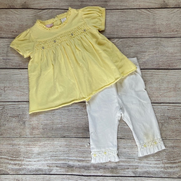 First Impressions Other - First Impressions 2 Piece Outfit Set Girls Size 12 mo Yellow White